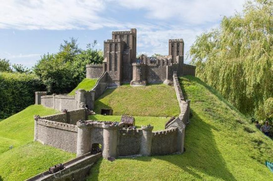 Corfe Castle