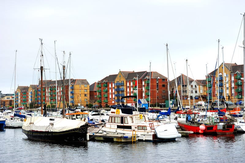 Selecting Right Hotel in Swansea